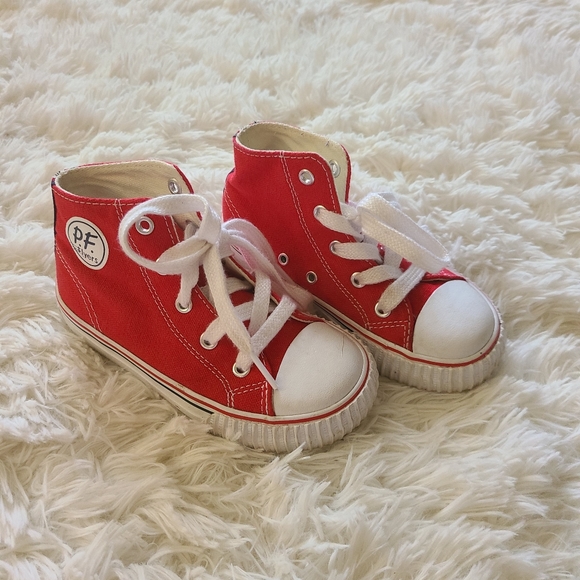 pf converse